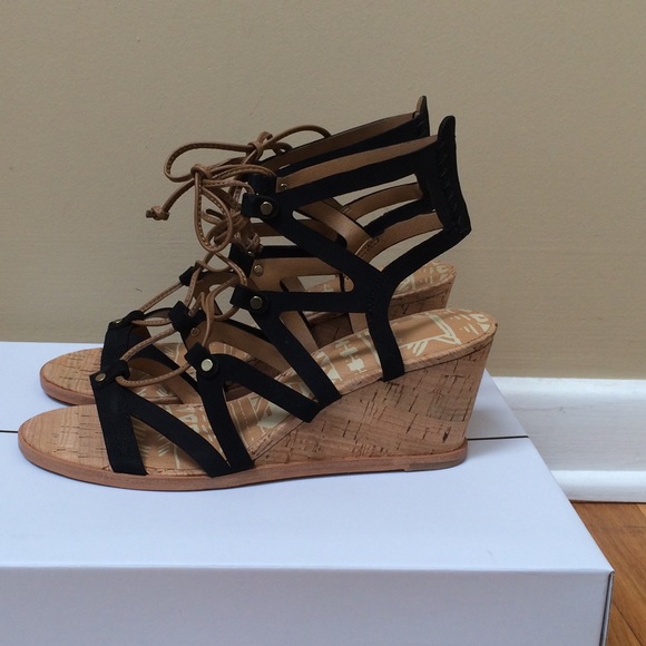 πDOLCE VITA Lynnie Leather Wedge Lace up Sandals - Picture 7 of 8